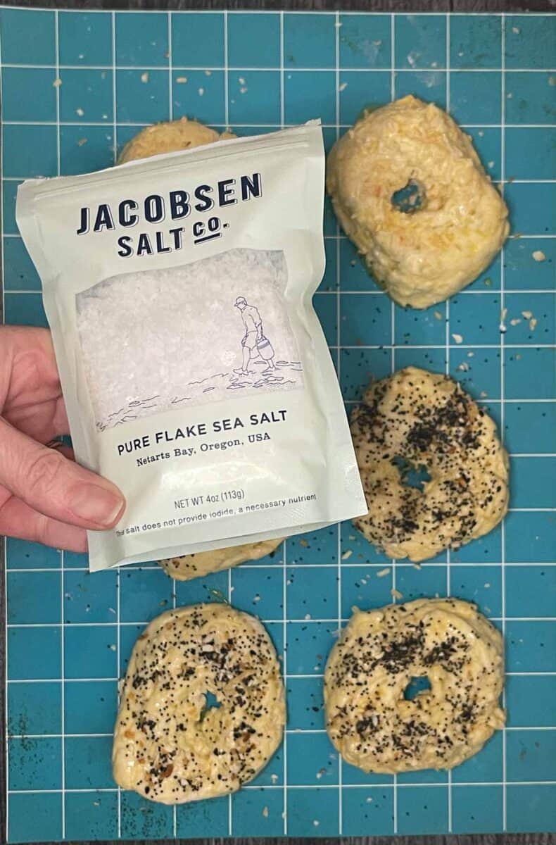 flaky sea salt used to put on top of bagels